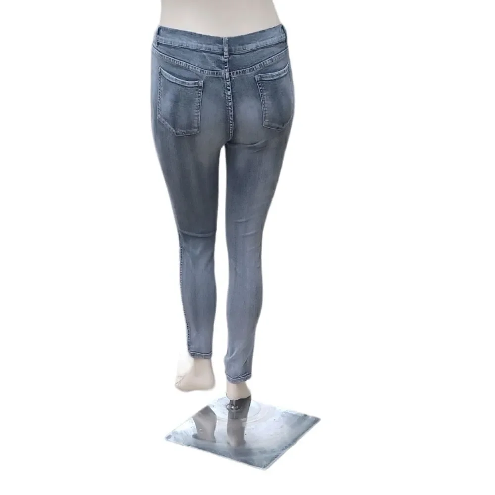 666342.....Soho New York & Company Jegging Size 14, W31